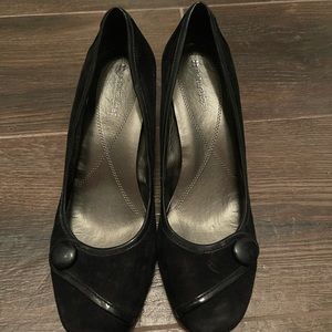 Naturalized black suede wedges size 9